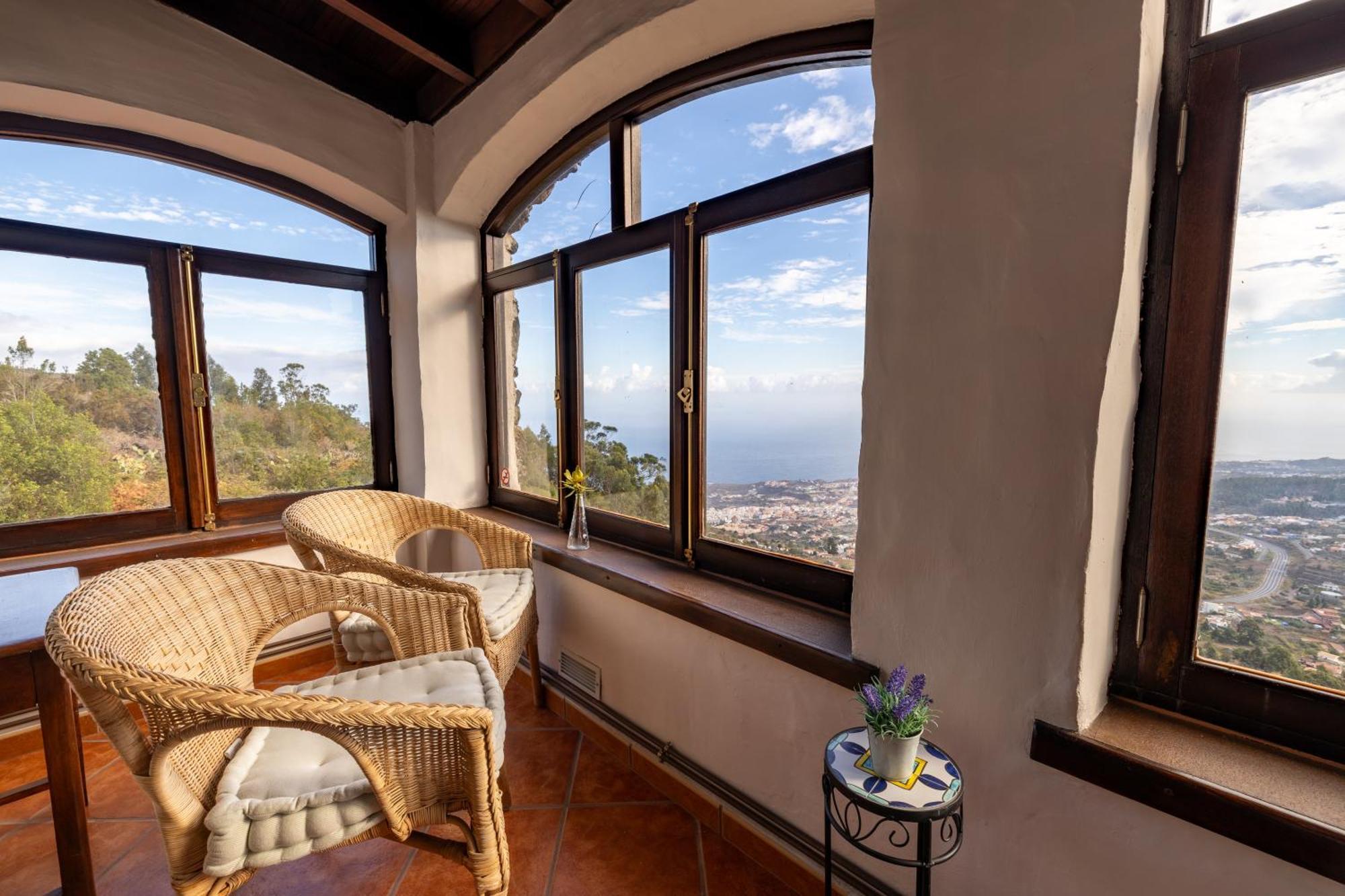 Casa Rural La Perla Negra อิคอดเดลอสวินอส ภายนอก รูปภาพ